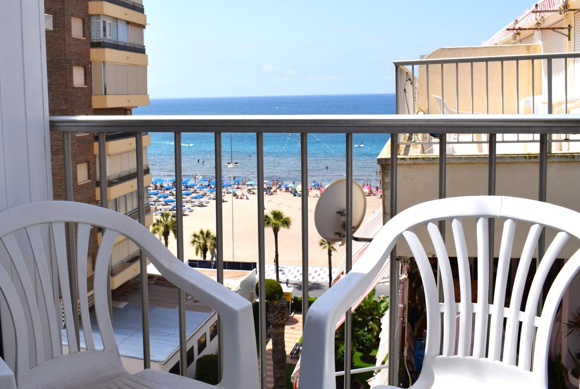 Pato Levante Beach Benidorm Luaran gambar